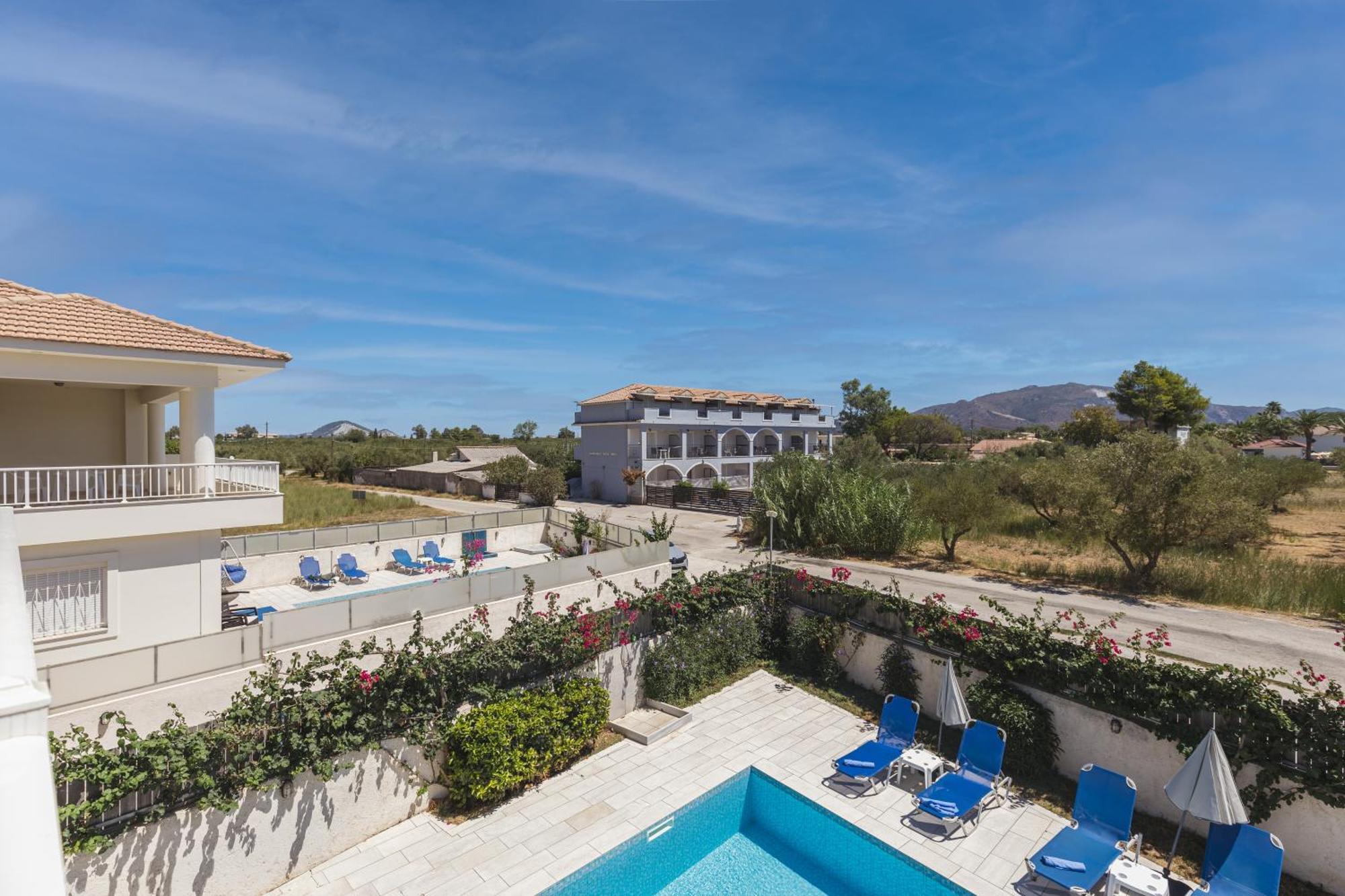 Dennis And Tanya Villas Лаганас Экстерьер фото